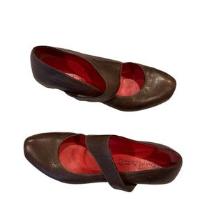 Pas de Rouge Nutmeg Brown Leather Heels